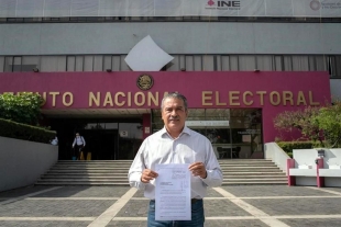 Impugna Morón candidatura en Michoacán