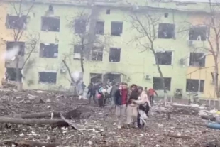 Bombardeo ruso destruye hospital de infantil en Mariupol