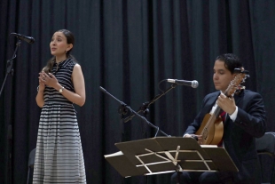 Brinda Voz entre Cuerdas concierto en el MAM