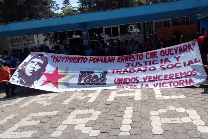 Marcha pacífica de estudiantes de la Normal Rural “Lázaro Cárdenas del Río” en Tenancingo