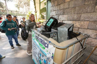 Alejandro Flores Valeriano invitó a la comunidad universitaria a participar en las jornadas de acopio de residuos electrónicos.