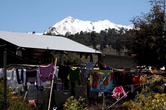 Raíces, la comunidad históricamente olvidada sufre por nevadas