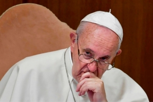 Interceptan carta dirigida al Papa que contenía tres balas