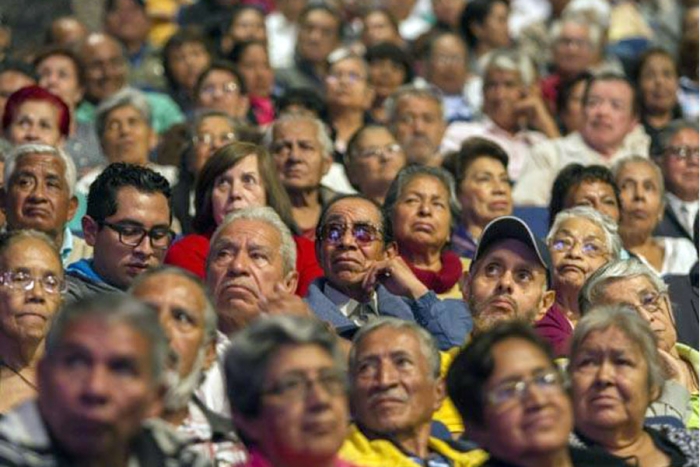 Envejece población de Edomex, programas sociales insuficientes