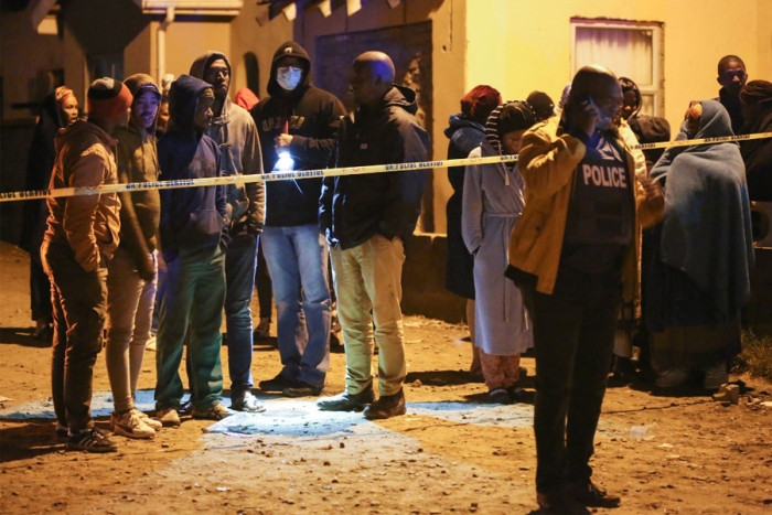 Hallan al menos 21 muertos en una discoteca en Sudáfrica