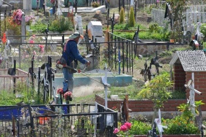 Edomex también cierra panteones por el Día del Padre