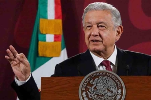 AMLO defiende investigación de caso Ayotzinapa pese a señalamientos del GIEI