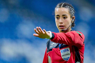 Katia Itzel García fungirá como árbitro central