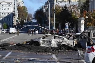 Ataques rusos “masivos” en Ucrania dejan 5 muertos 