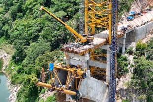 Esta obra, ejemplo de la ingeniería mexicana, ha generado alrededor de 5 mil empleos, entre directos e indirectos