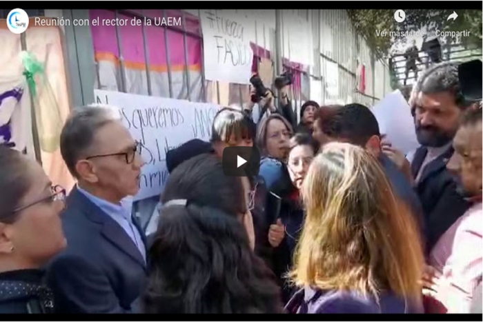 Encuentro entre alumnos de la UAEM y el rector Alfredo Barrera Baca