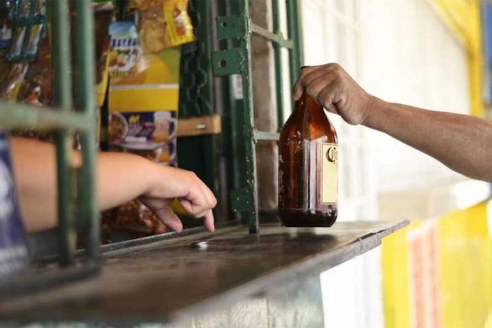 Diputada del PT propone reducir a dos años licencias para venta de alcohol en Edomex