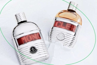 Moncler lanza su perfume futurista con pantallas LED