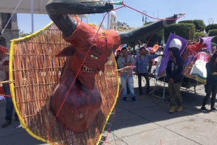 Paga Judas por su tradición y estalla en la Plaza de los Mártires