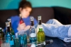 Durante pandemia incrementa consumo de alcohol en adolescentes y mujeres