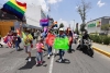 Salen a conmemorar el Día Internacional del Orgullo LGBT+ en Toluca