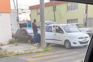 Captan a ladrones de computadoras de carros que operan en Toluca