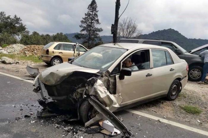 Accidente automovilístico deja dos personas muertas en Toluca-Naucalpan