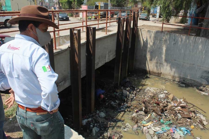 En riesgo de inundaciones por azolve barrancas de Ecatepec