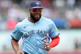 Esta renovación también refleja las aspiraciones colectivas del equipo canadiense. 