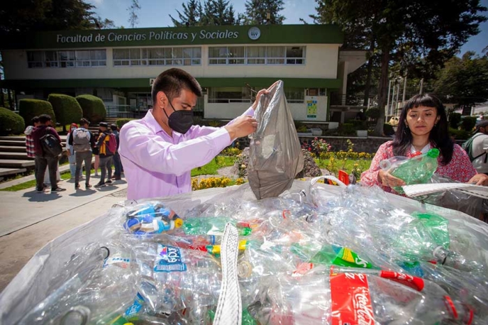 Inicia tercera campaña de acopio de envases de PET y taparroscas de plástico en la UAEMéx