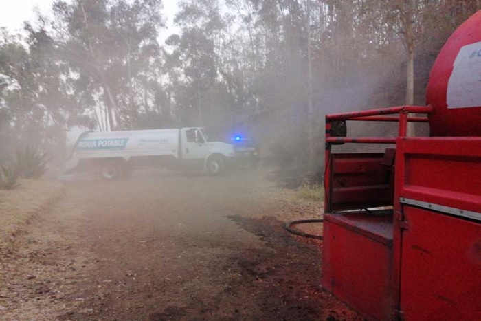 Se registra incendio en el Cerro de los Magueyes, Metepec