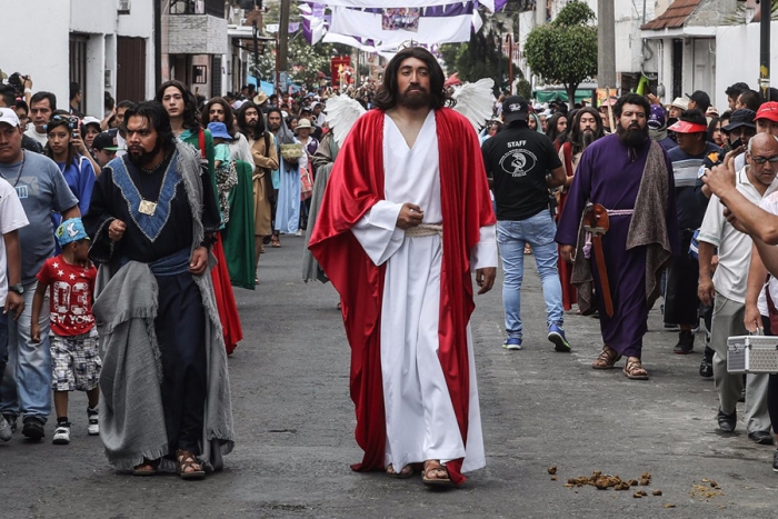 Fe sobre seguridad, mantienen ensayos para Semana Santa