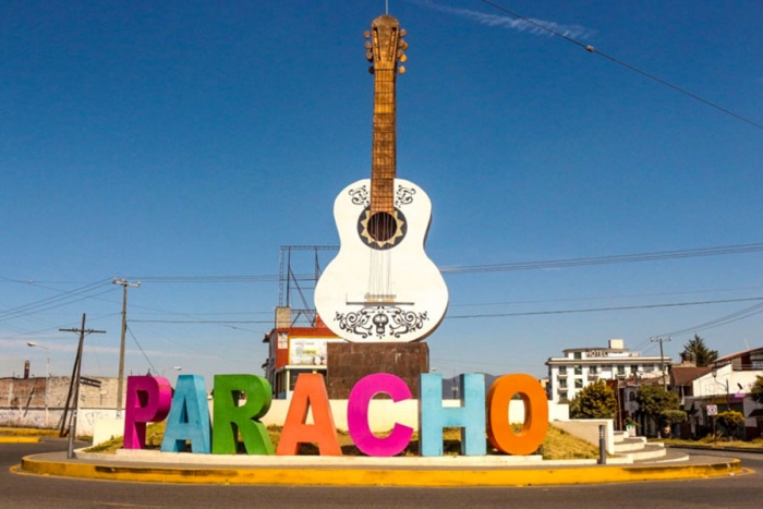 Paracho y la magia de sus guitarras