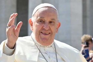 Se trata de la primera aparición pública del papa desde que el pasado 14 de febrero ingresara en el Gemelli