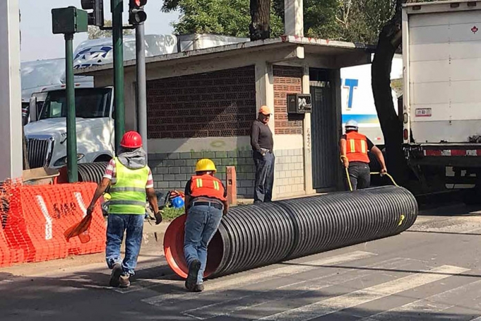 Cambian banquetas por concreto filtrante en CDMX