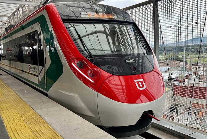 El presidente Andrés Manuel López Obrador informó que la totalidad del trazo del Tren Interurbano operará en agosto. 