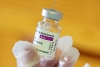 Encuentran posible vínculo entre vacuna de AstraZeneca y coágulos