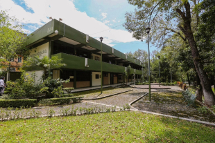 Centro Universitario UAEMéx Tianguistenco, antes Unidad Académica Profesional, tras su transformación aprobada por el H. Consejo Universitario, como parte de la estrategia para fortalecer la educación superior y el desarrollo regional en el Estado de México.