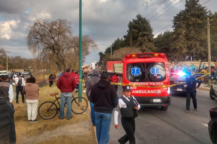 Muere conductor en accidente con tráiler