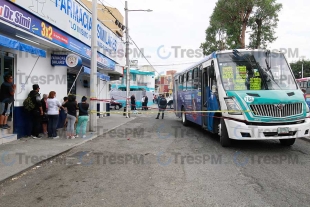 Muere mujer atropellada por autobús en Metepec