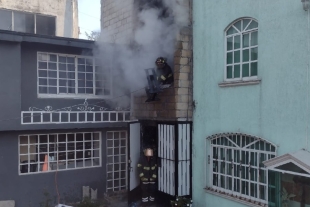 Incendio de vivienda provoca fuerte movilización de emergencia en la Cruz Comalco