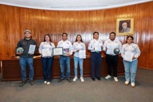 El asesor del equipo de la UAEMéx, Carlos Alberto Lozano García, detalló que en esta edición se evaluó el diseño estético de las piezas