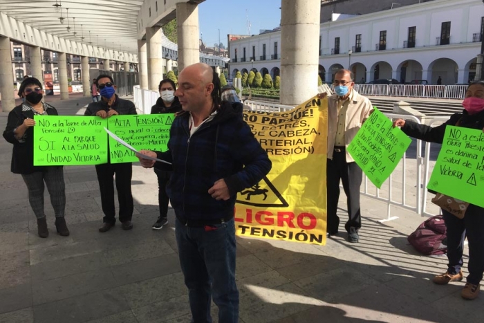 Terrenos para torre eléctrica despojados a vecinos: Abraham Águila