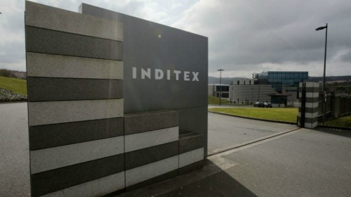 Inditex se compromete a reducir el 50% de las emisiones de todas sus operaciones