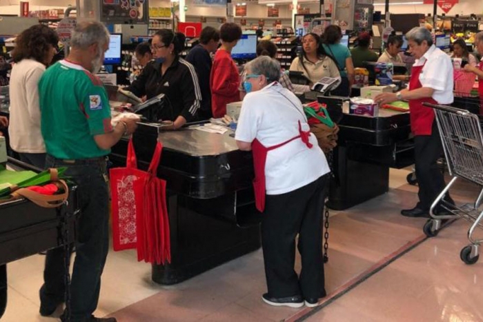 Analizan retorno de adultos a supermercados