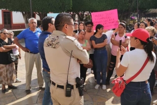 Los inconformes optaron por bloquear la caseta de cobro de Ixtapan de la Sal- Tenango