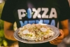 Pixza, la única pizza de masa azul