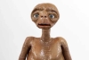 ¿Detalles y precio? Sale a subasta un modelo original del extraterrestre E.T.