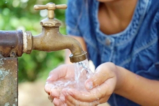Obligan a dotar de agua potable a habitantes de Naucalpan ante contingencia