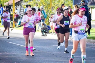 El evento no solo se enfoca en la competencia, sino que también busca crear un espacio deportivo para las mujeres. La carrera &quot;Unidas Hasta la Meta&quot;