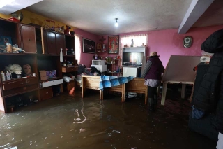 Abren centro de acopio en Toluca para familias afectadas por inundaciones