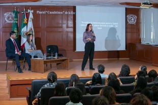 Alientan en estudiantes de la UAEMéx interés por la ciencia