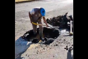 Vecinos de col. Los Ángeles en Toluca, continúan sin agua; ahora por una fuga