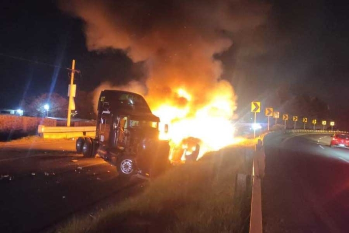 Dos personas murieron al incendiarse la camioneta en la que viajan en San Antonio la Isla