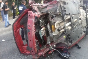 Exceso de velocidad provoca fuerte accidente en Periférico Norte